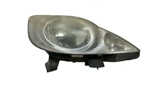 Peugeot 107 Headlight/headlamp 89033104 811100H030