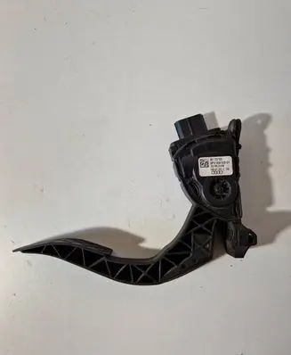Audi A4 S4 B8 8K Accelerator throttle pedal 8K1723523 30062008 6PV00950501