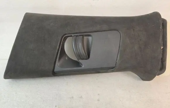 Porsche Macan (95B) (B) pillar trim (top) 95B867293