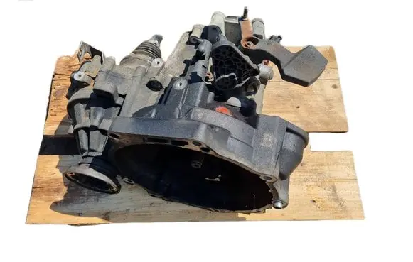 Volkswagen Golf VI Manual 5 speed gearbox LHW