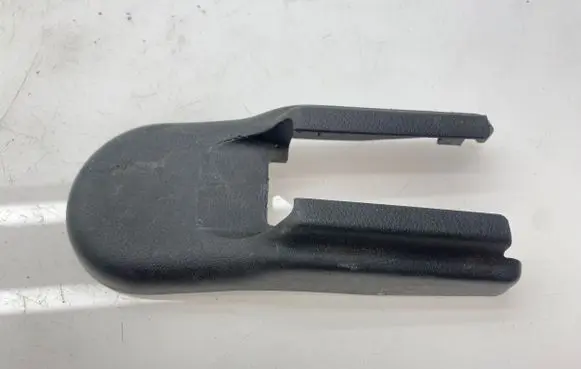 Honda Civic Front driver seat rail trim 81106SMGAE010