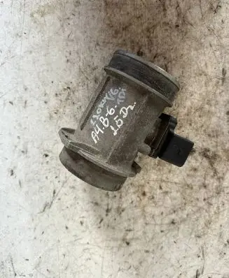 Audi A6 S6 C5 4B Mass air flow meter 059906461g