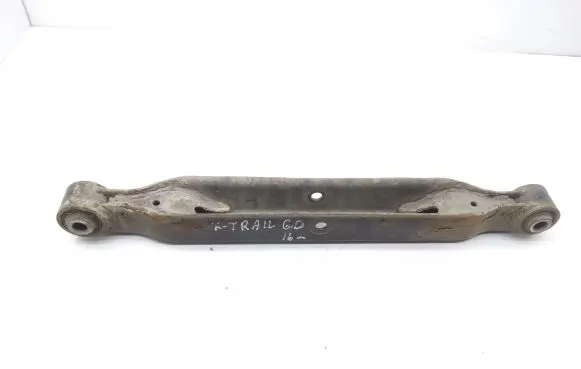 Nissan X-Trail T32 Rear upper control arm/wishbone