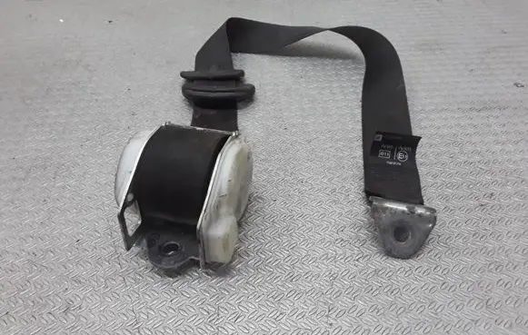 Opel Zafira A Front seatbelt 90580902
