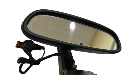 Rear view mirror (interior)