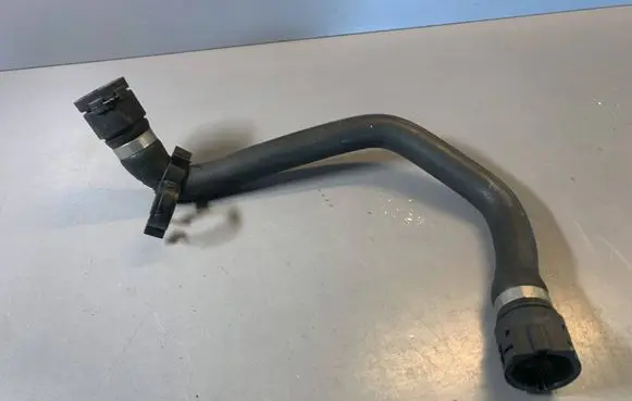 BMW 5 E60 E61 Engine coolant pipe/hose 6917698 64216917698