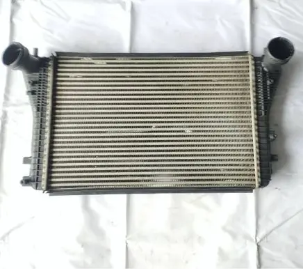 Skoda Octavia Mk2 (1Z) Intercooler radiator P9385001 1K0145803S 0452726