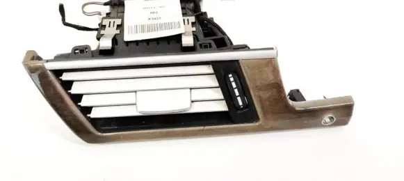 Mercedes-Benz E W212 Dash center air vent grill A2126800571 7066101