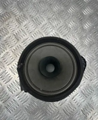 Opel Zafira C Front door speaker 22759408