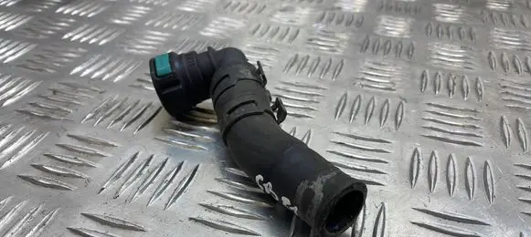 Jaguar XJ X351 Engine coolant pipe/hose