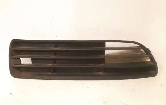 Audi A4 S4 B5 8D Front bumper lower grill