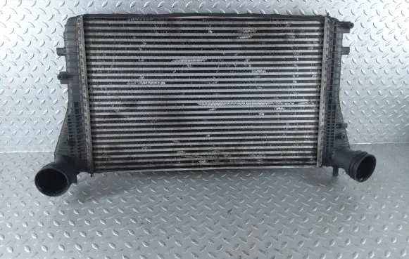 Volkswagen PASSAT B6 Intercooler radiator 3C0145805R