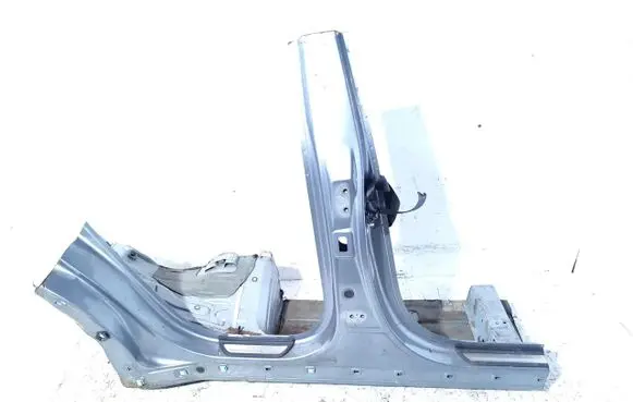 KIA Xceed Front sill (body part) 