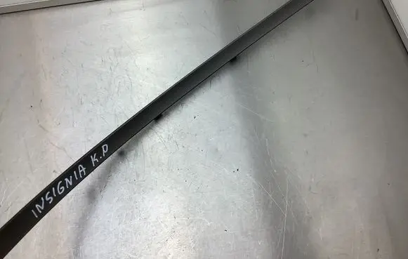 Opel Insignia A Dashboard glove box trim 13221835