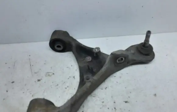 Land Rover Range Rover Sport L320 Front lower control arm/wishbone 3091