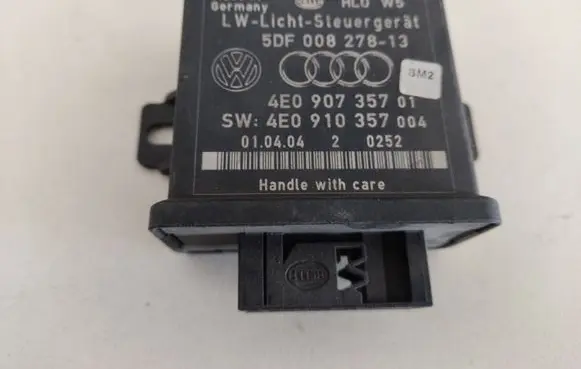 Audi A8 S8 D3 4E Light module LCM 4E0907357