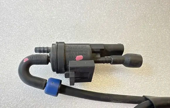 Mercedes-Benz CLK A209 C209 Valve vacuum 0025401497 48B43625B00