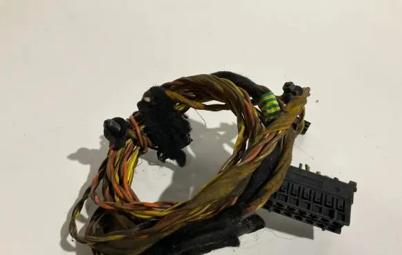 Mercedes-Benz E W211 Sound system wiring loom 