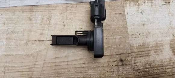 Toyota Avensis T250 Mass air flow meter 2220427010
