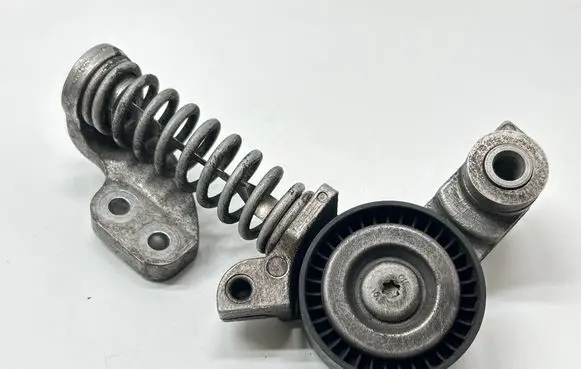 Volvo XC60 Timing belt tensioner 31460372