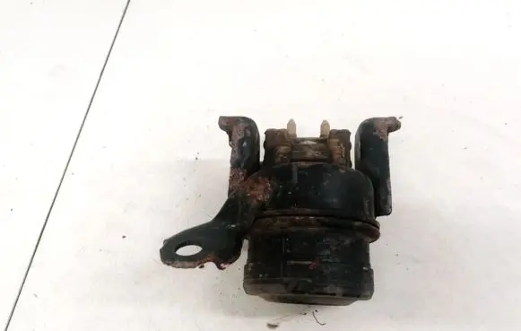 Toyota Avensis Verso Engine mount bracket