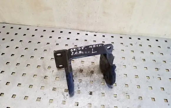 KIA Sportage Gearbox mounting bracket