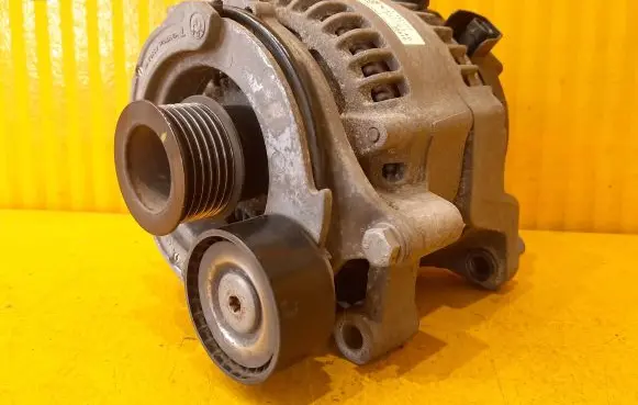 BMW X1 F48 F49 Generator/alternator 8627125