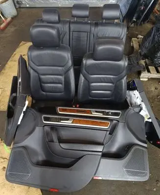 Volkswagen Touareg II Seat and door cards trim set 
