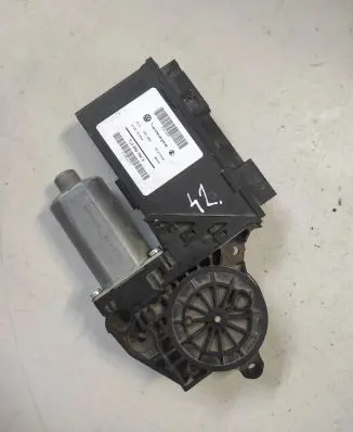 Porsche Cayenne (9PA) Rear door window regulator motor 7L0959794A 05074301 43810302
