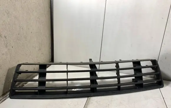 Audi A6 S6 C5 4B Front bumper lower grill