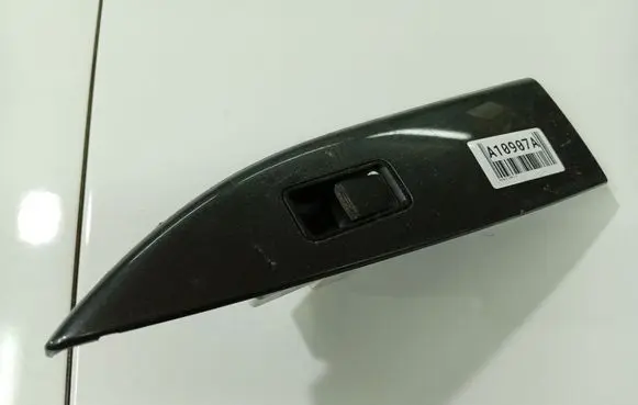 Mazda 6 Electric window control switch GP9F66380