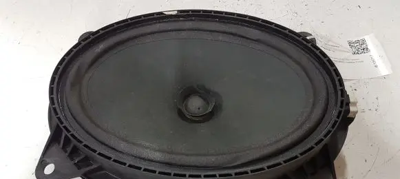 Toyota Prius (XW30) Front door speaker 8616058240
