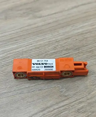 Volvo V70 Airbag deployment crash/impact sensor 8651754 008420 260906