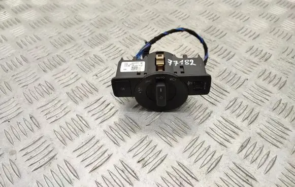 Mercedes-Benz B W246 W242 Light switch A2469050851