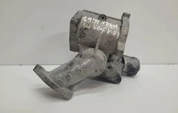 Volkswagen Golf V EGR valve 03G129637