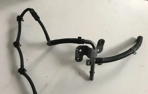 Opel Zafira C Fuel return line/hose 55579532