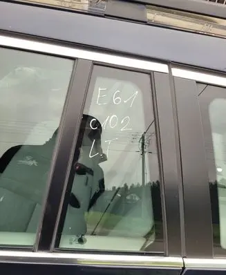 BMW 5 E60 E61 Rear door window glass