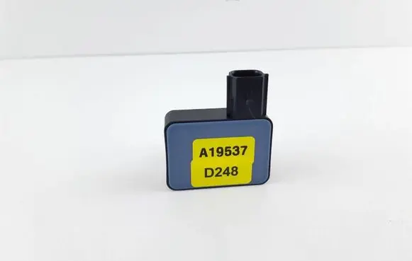 Ford Mustang Mach-E Aerial antenna amplifier MU5T14G618AD 2203110016D TN233700-5173