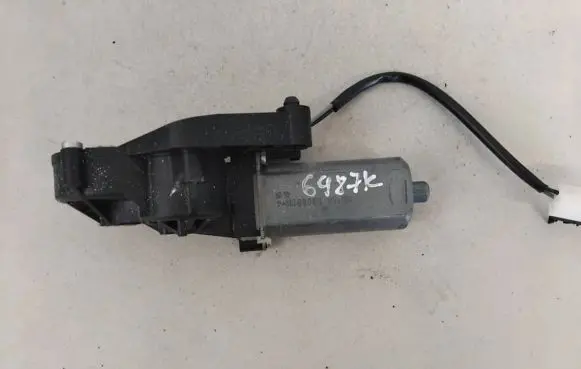 Mercedes-Benz R W251 Seat adjustment motor 820591114 82059111-4