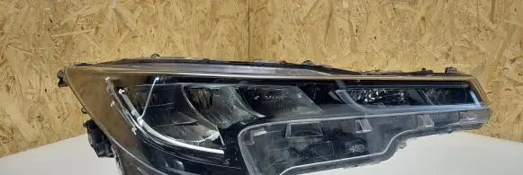 Toyota Corolla E210 E21 Headlight/headlamp 8111002S60 3410378