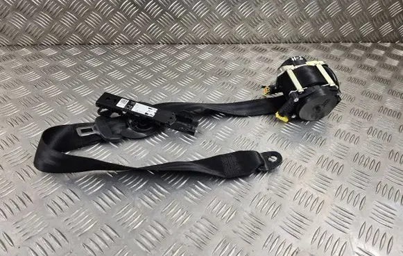 Audi A5 Front seatbelt 8W6857705F
