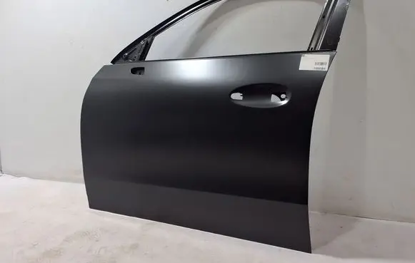 Mercedes-Benz GLC C254 Front door A2547204100