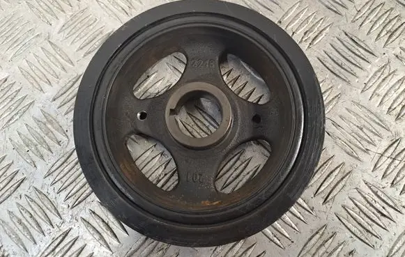 Toyota Corolla Verso AR10 Crankshaft pulley 134080R011