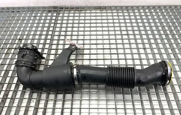 Jaguar F-Pace Air intake hose/pipe GX739C623CA