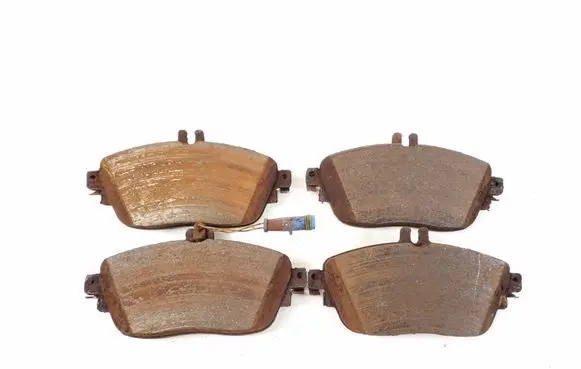Mercedes-Benz B W246 W242 Brake pads (front) A0084200620