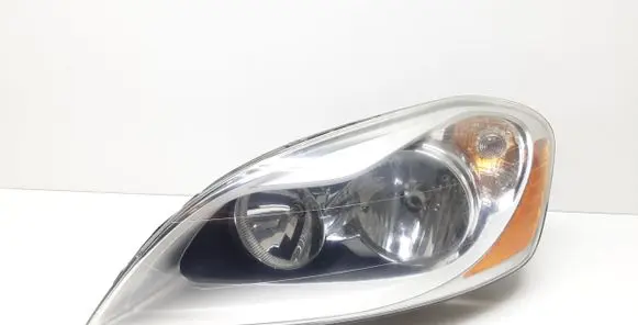 Volvo XC60 Headlight/headlamp 30763145 89902804