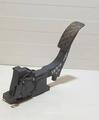 Skoda Fabia Mk1 (6Y) Accelerator throttle pedal 0280752215 6Q1721503A 189216160