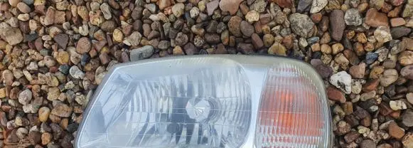 Hyundai Accent Headlight/headlamp