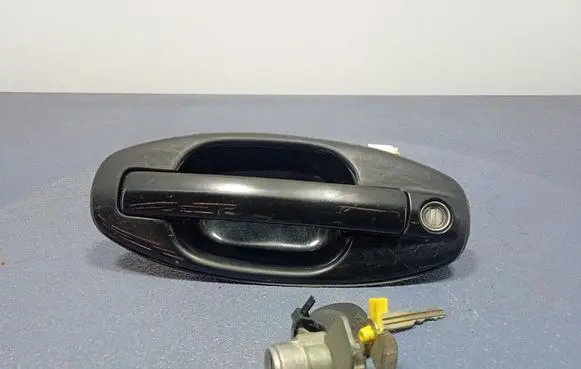 Hyundai Santa Fe Front door exterior handle 82650-26000
