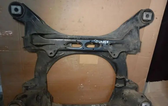 Volkswagen Touareg II Front subframe 7P0400025 7L0499435